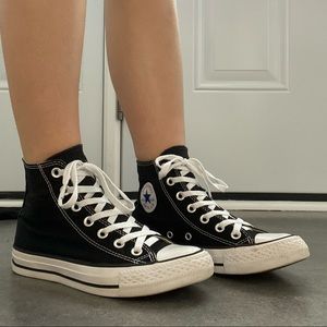 Black converse high tops